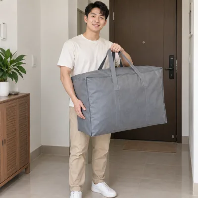 Túi Không Dệt Cỡ Lớn Đựng Chăn Ga – ảnh sản phẩm với người mẫu Việt Nam